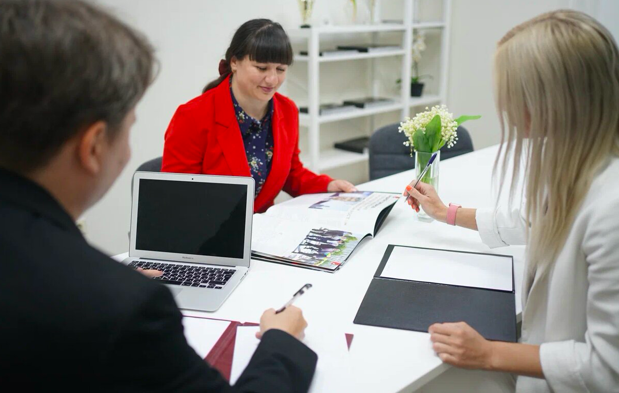 Фото Рекорд по самозанятости, суды бизнесменов и рост ОПК. Глава аппарата Уполномоченного по защите прав предпринимателей Наталья Бoйkова о развитии экономики 2 - Сиб.ФМ Фото Рекорд по самозанятости, суды бизнесменов и рост ОПК. Глава аппарата Уполномоченного по защите прав предпринимателей Наталья Бoйkова о развитии экономики 2